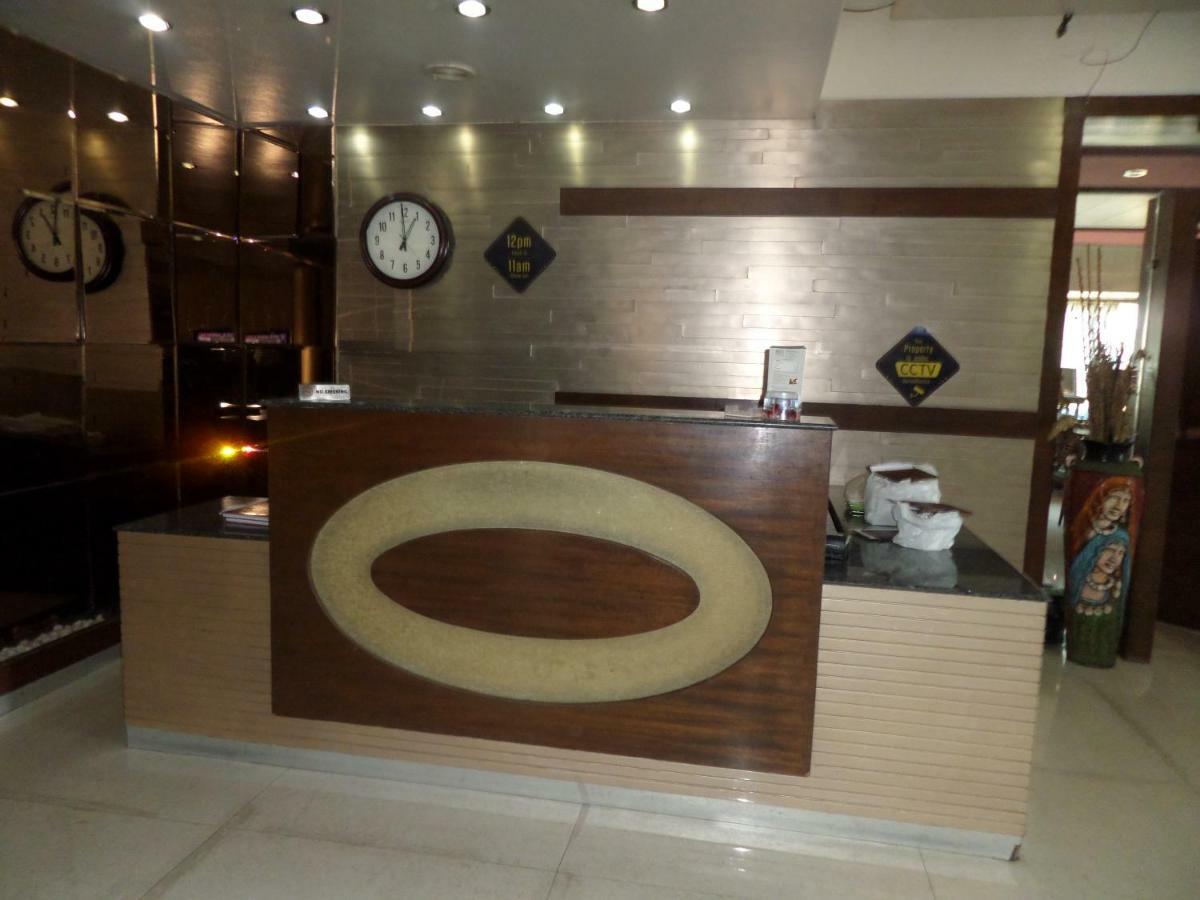 Matrix Inn Pune Exterior photo