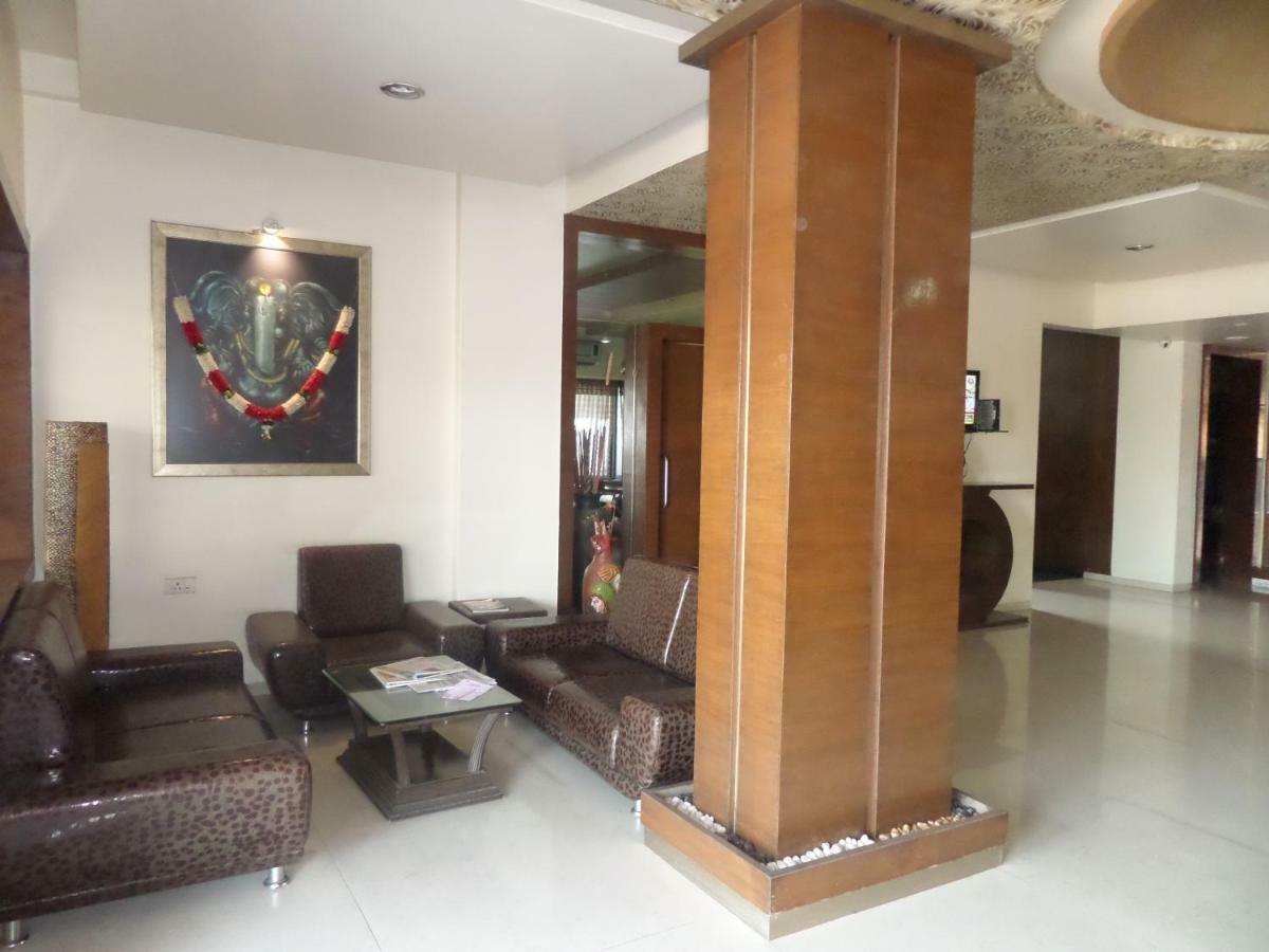 Matrix Inn Pune Exterior photo