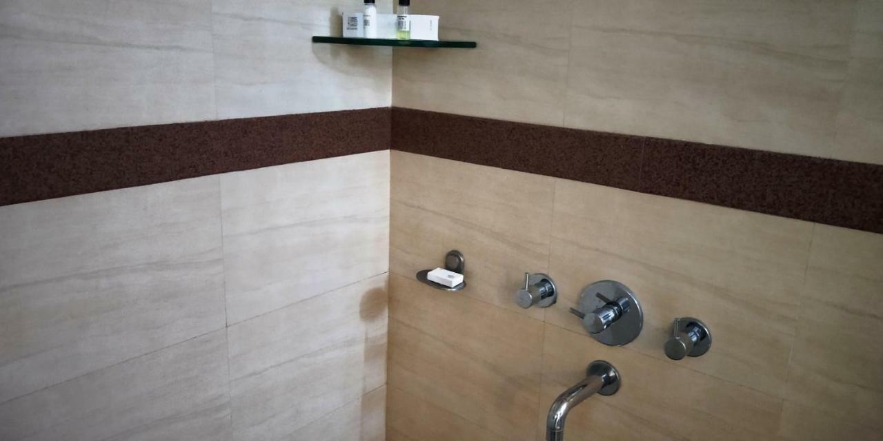 Matrix Inn Pune Exterior photo
